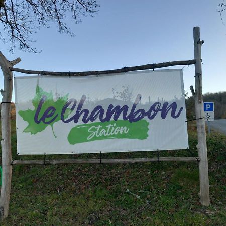 Maison De Campagne, Bulle De Verdure Montbron Екстериор снимка